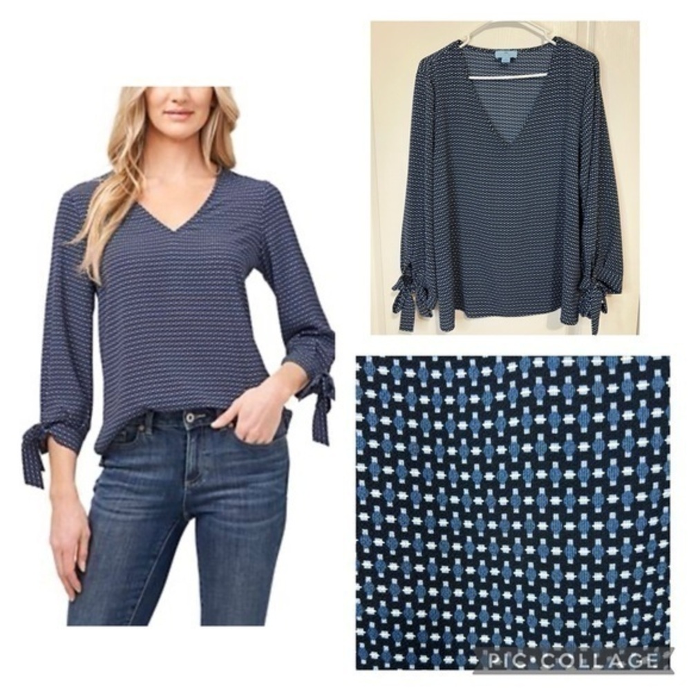 Cece v neck long sleeves with bows printed top size M